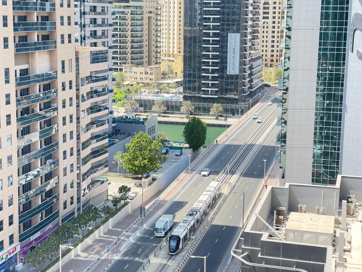 Private Gorgeous Room With Marina View With Shared Kitchen In Shared Apartment Dubai Exterior photo