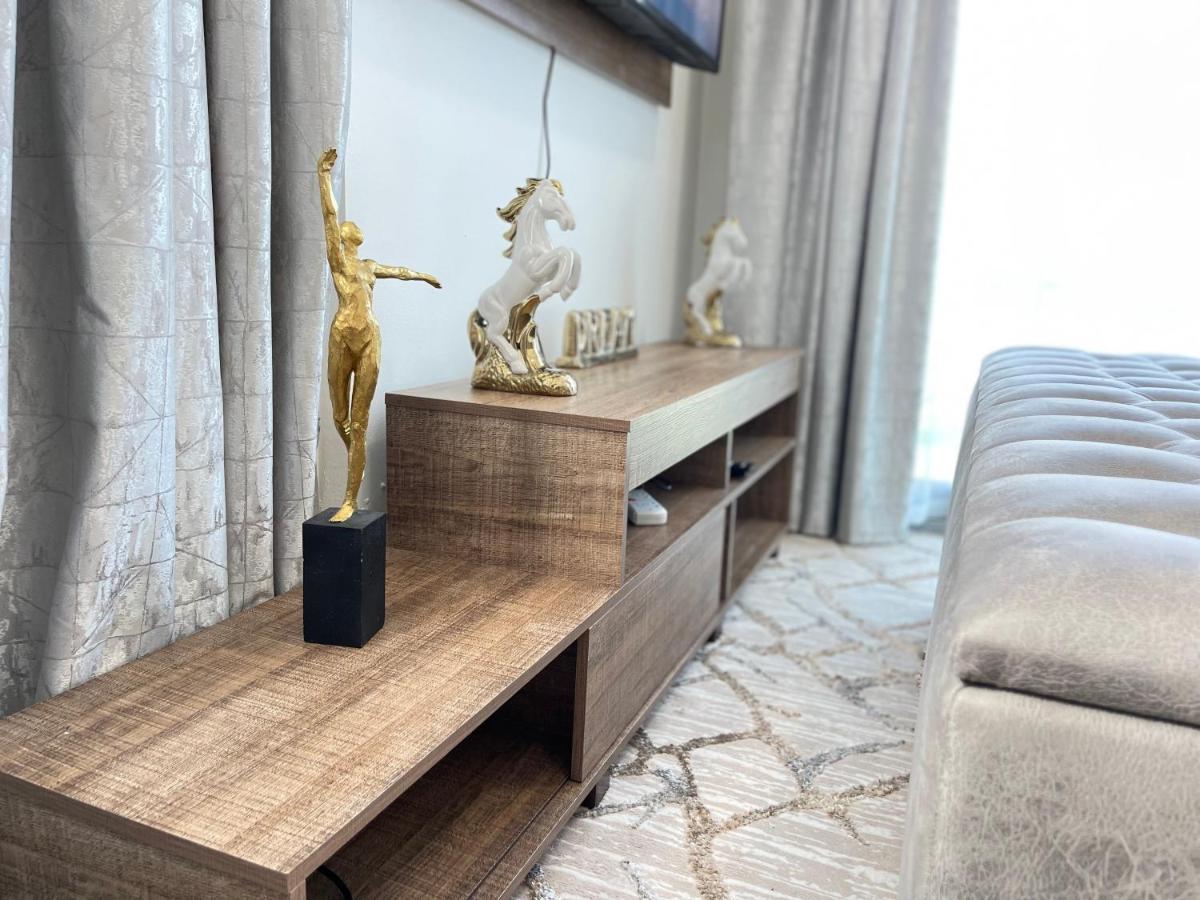 Private Gorgeous Room With Marina View With Shared Kitchen In Shared Apartment Dubai Exterior photo